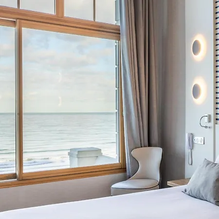 Kyriad Malo Centre - Hotel 3*