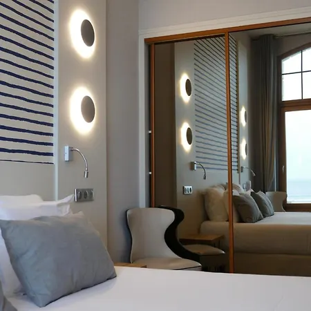 Hotel Kyriad Malo Centre -