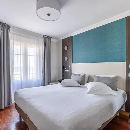 Kyriad Malo Centre Отель 3*